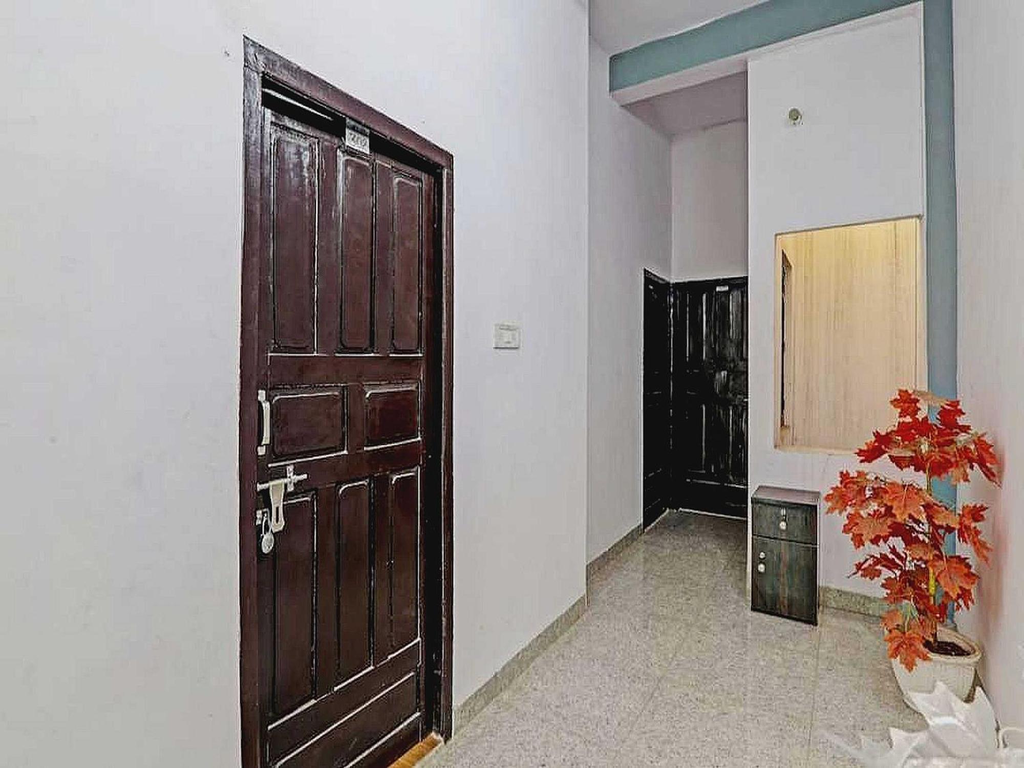 Hotel O Rr Palace Lucknow Exterior photo